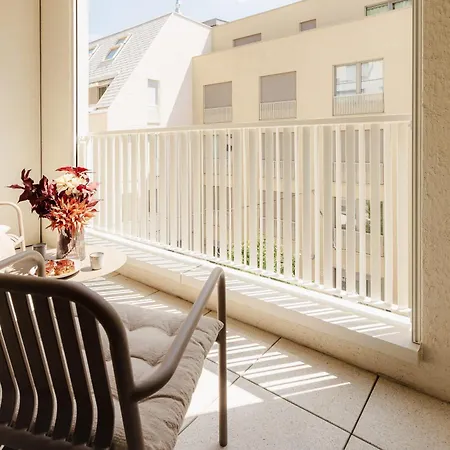 Vydrica With Balcony 브라티슬라바
