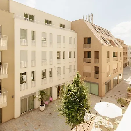 Vydrica With Balcony 아파트